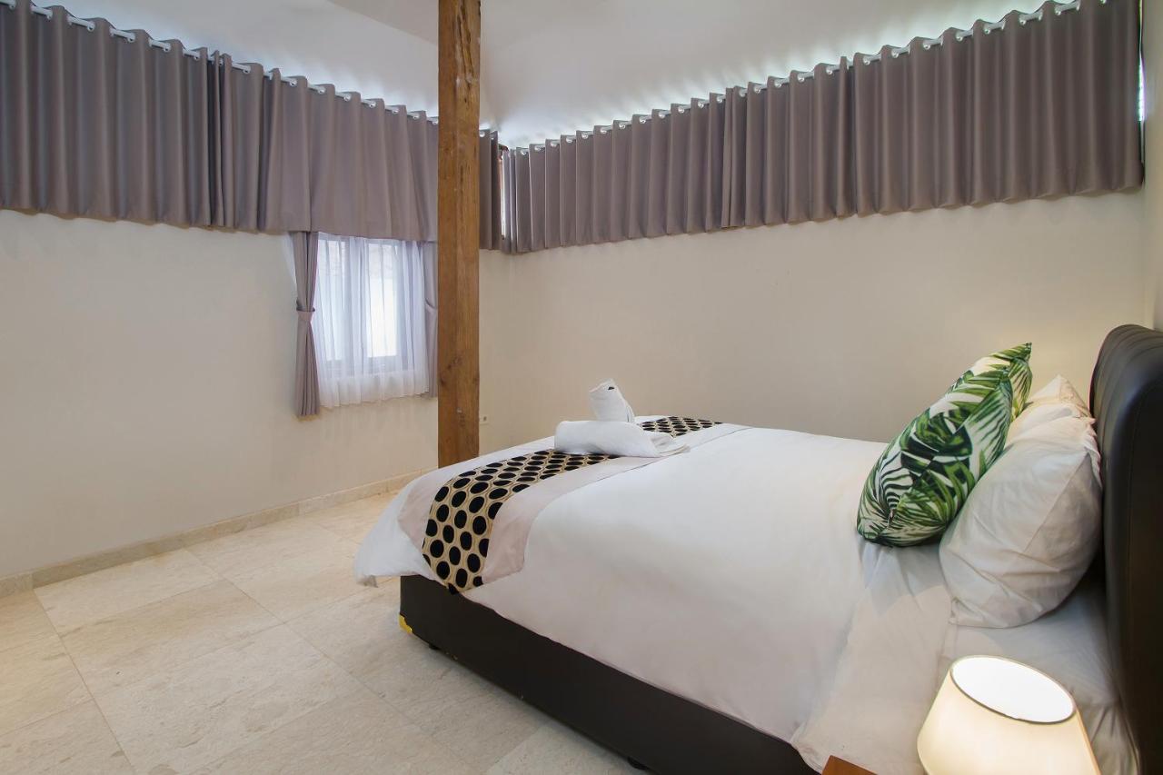 Villa Joglo Jagat Seminyak Esterno foto