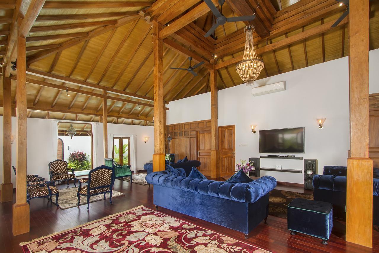 Villa Joglo Jagat Seminyak Esterno foto