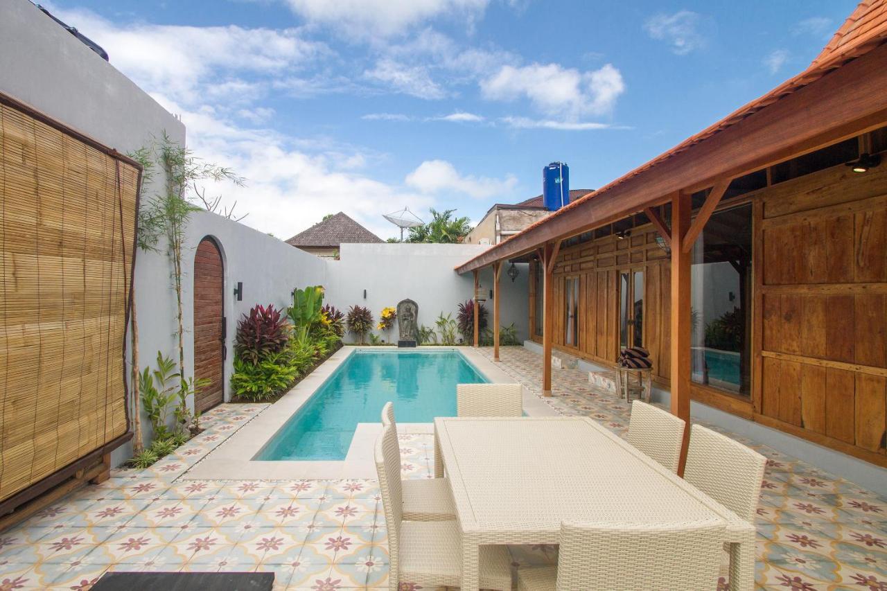 Villa Joglo Jagat Seminyak Esterno foto